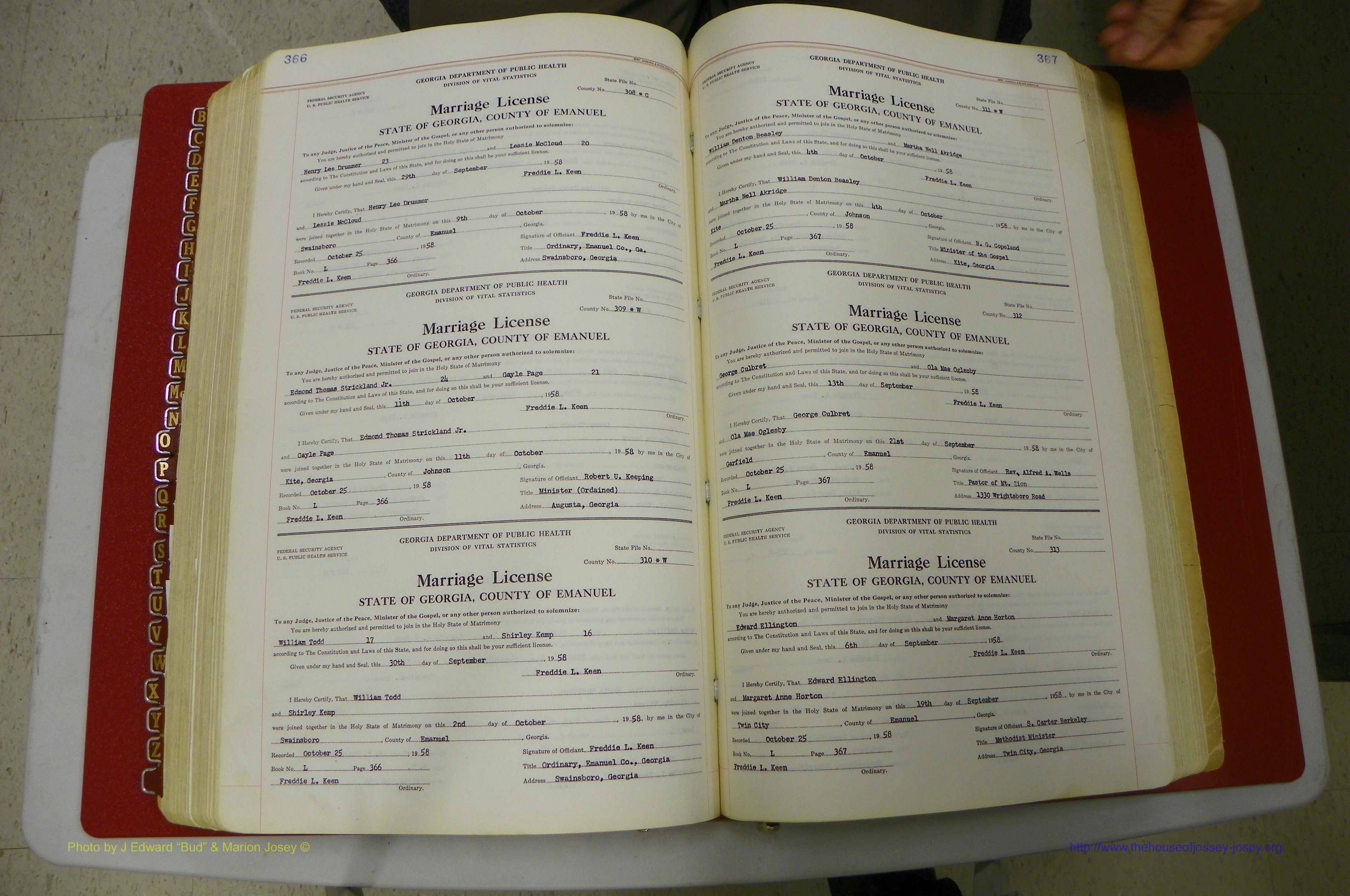 Emanuel Co, GA, Marriages Book L, 1952 - 1962, P 366-367.JPG