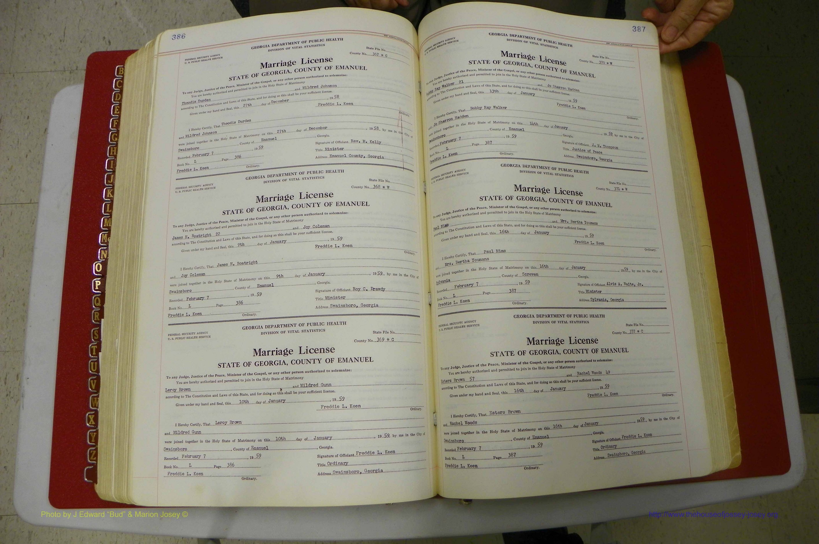 Emanuel Co, GA, Marriages Book L, 1952 - 1962, P 386-387.JPG