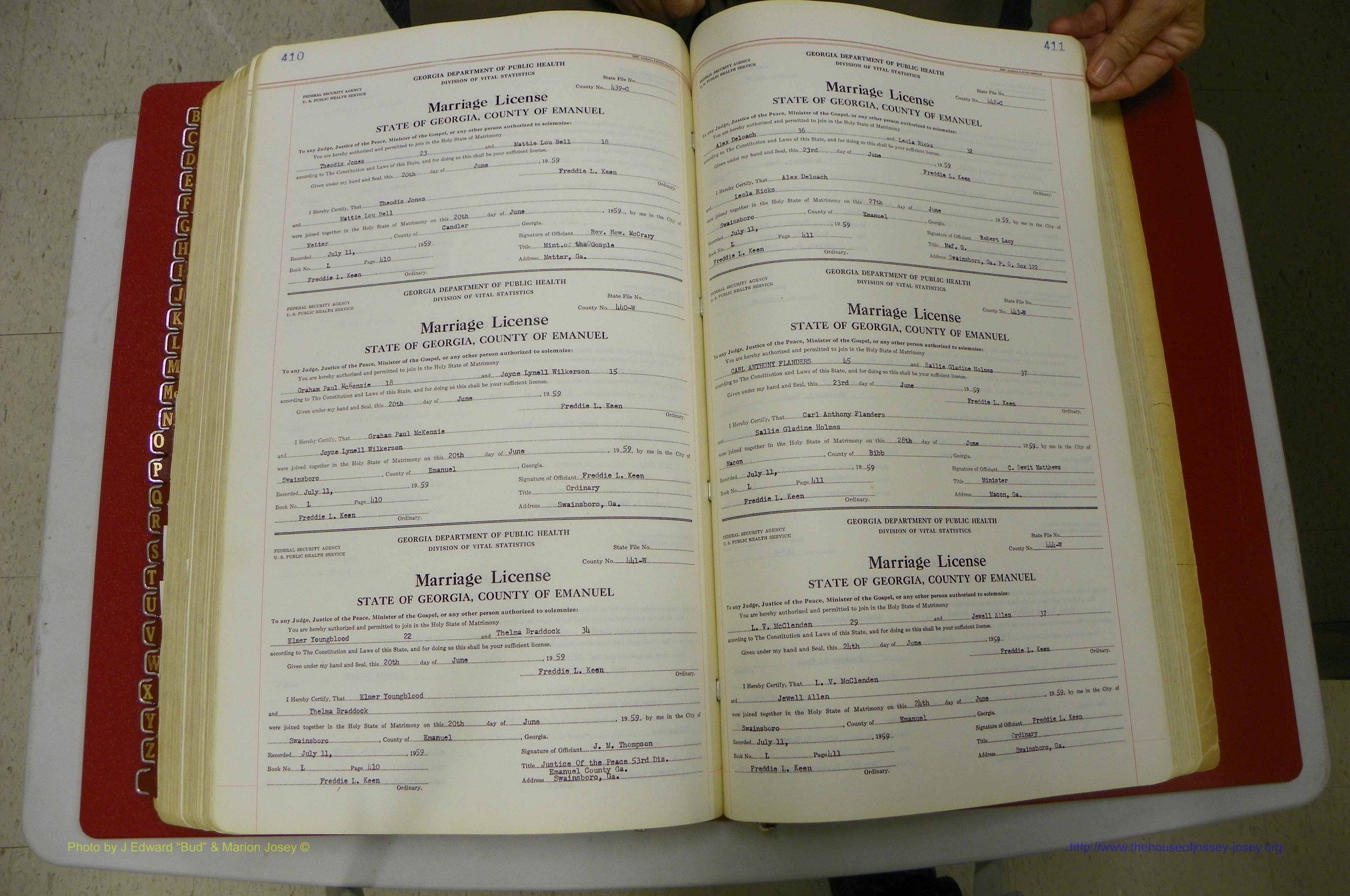 Emanuel Co, GA, Marriages Book L, 1952 - 1962, P 410-411.JPG