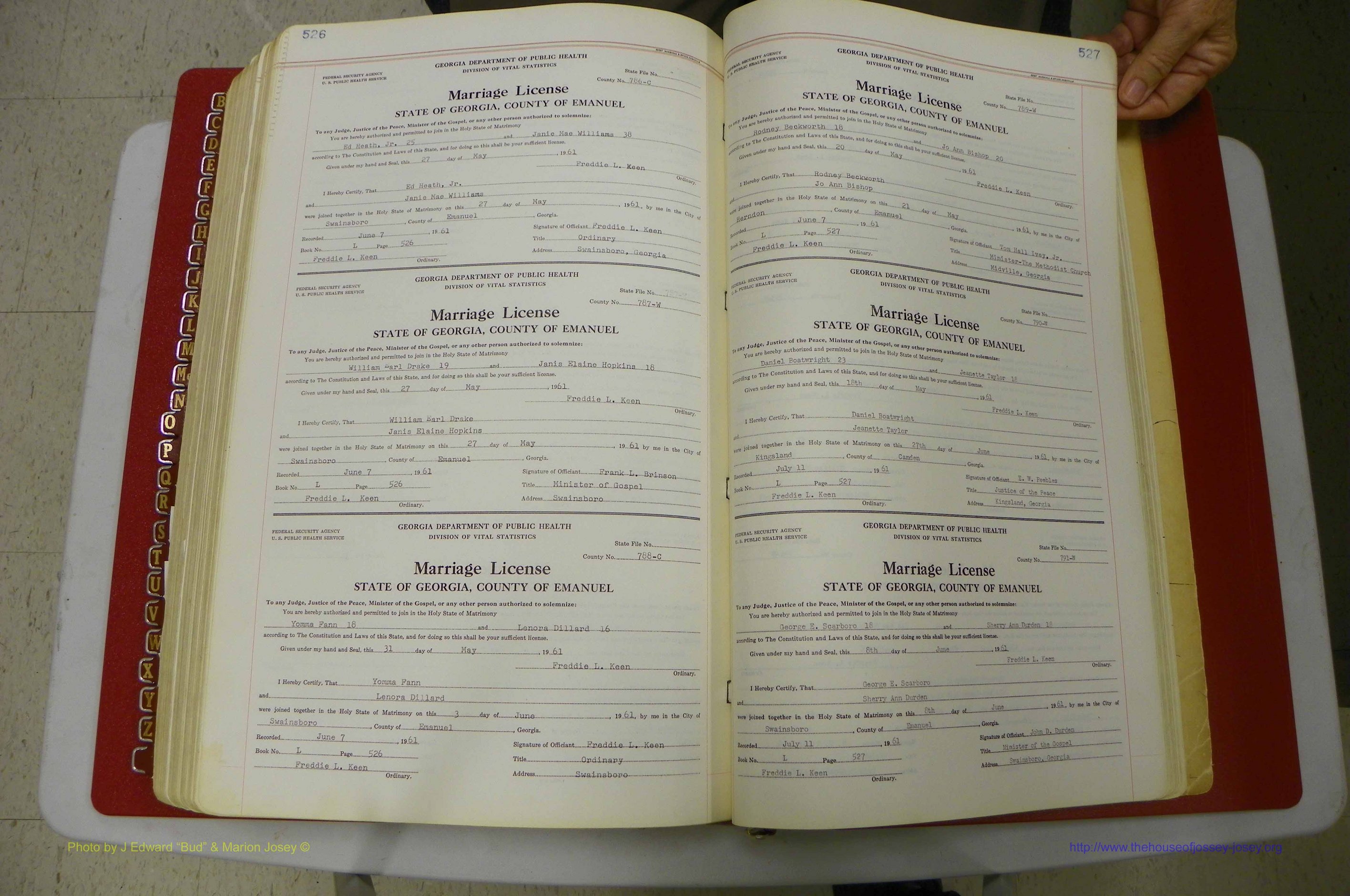 Emanuel Co, GA, Marriages Book L, 1952 - 1962, P 526-527.JPG