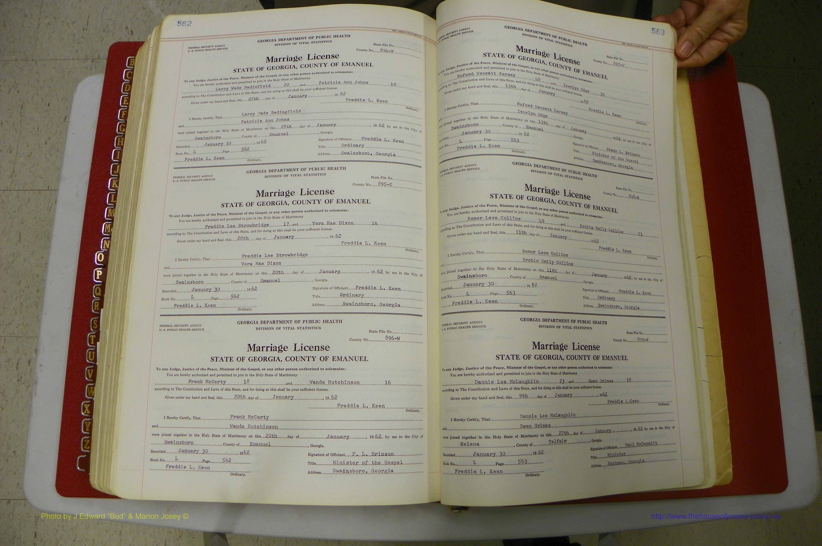 Emanuel Co, GA, Marriages Book L, 1952 - 1962, P 562-563.JPG