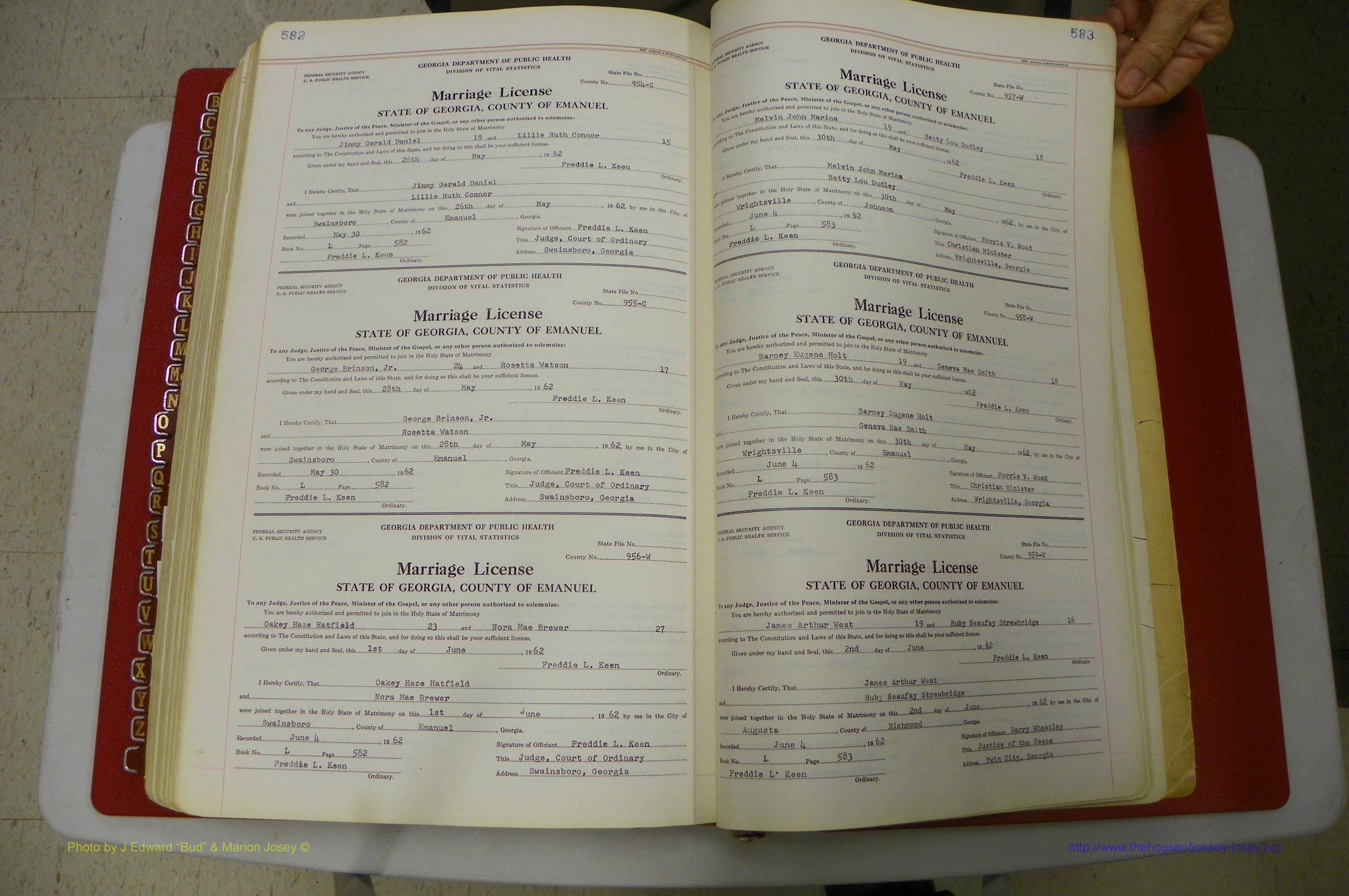 Emanuel Co, GA, Marriages Book L, 1952 - 1962, P 582-583.JPG