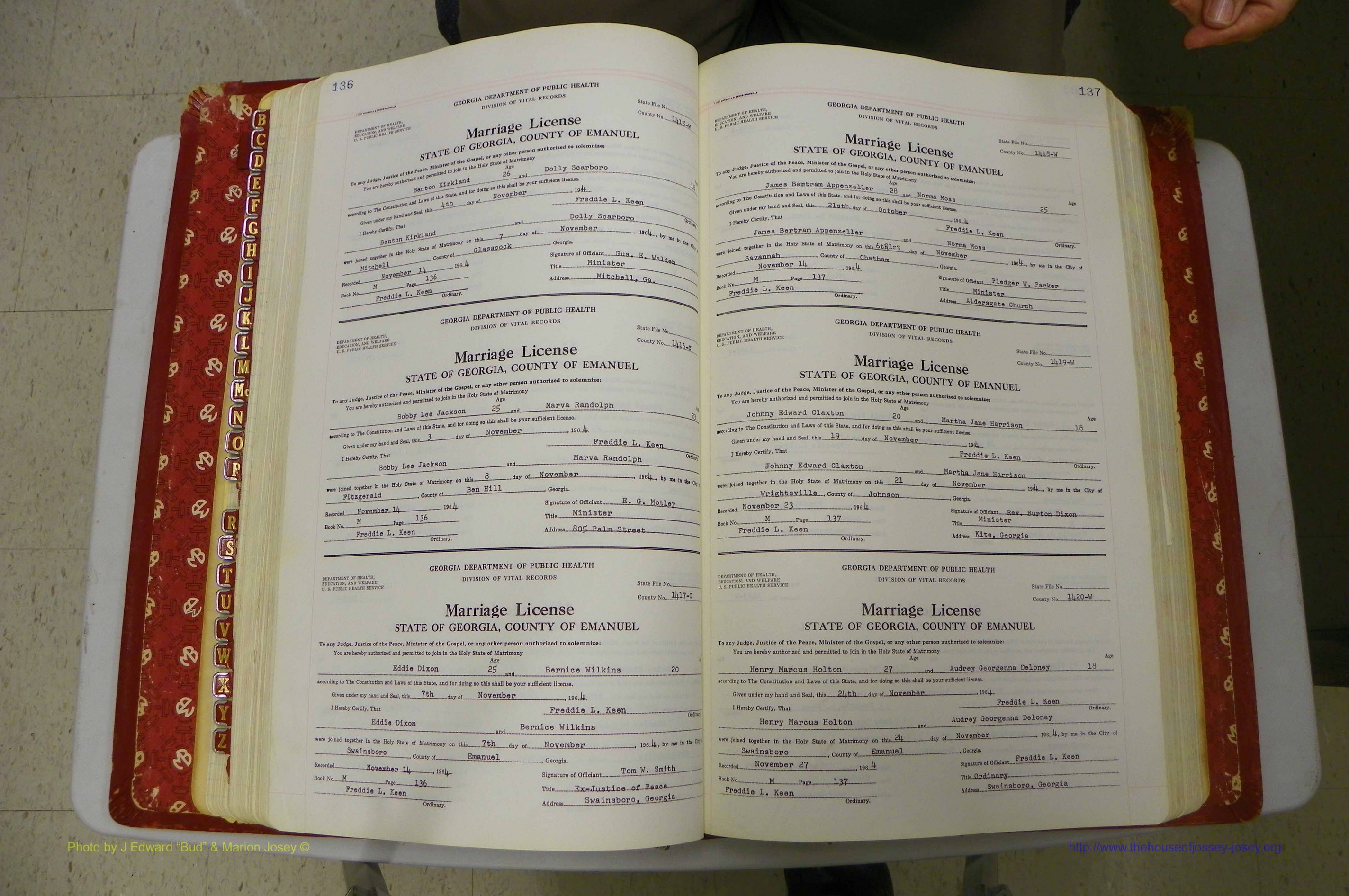 Emanuel Co, GA, Marriages Book M, 1962 - 1974, P 136-137.JPG