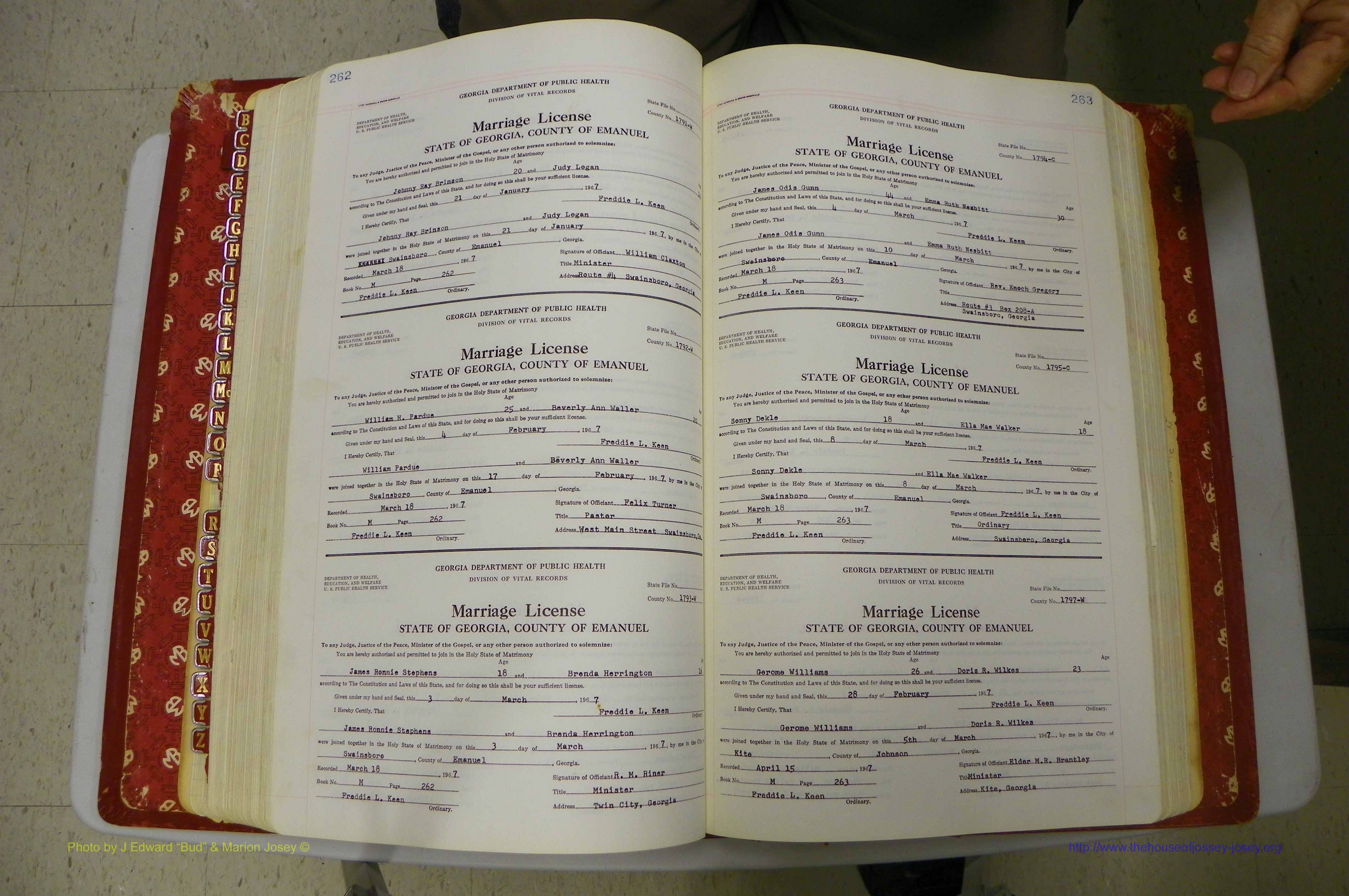 Emanuel Co, GA, Marriages Book M, 1962 - 1974, P 262-263.JPG