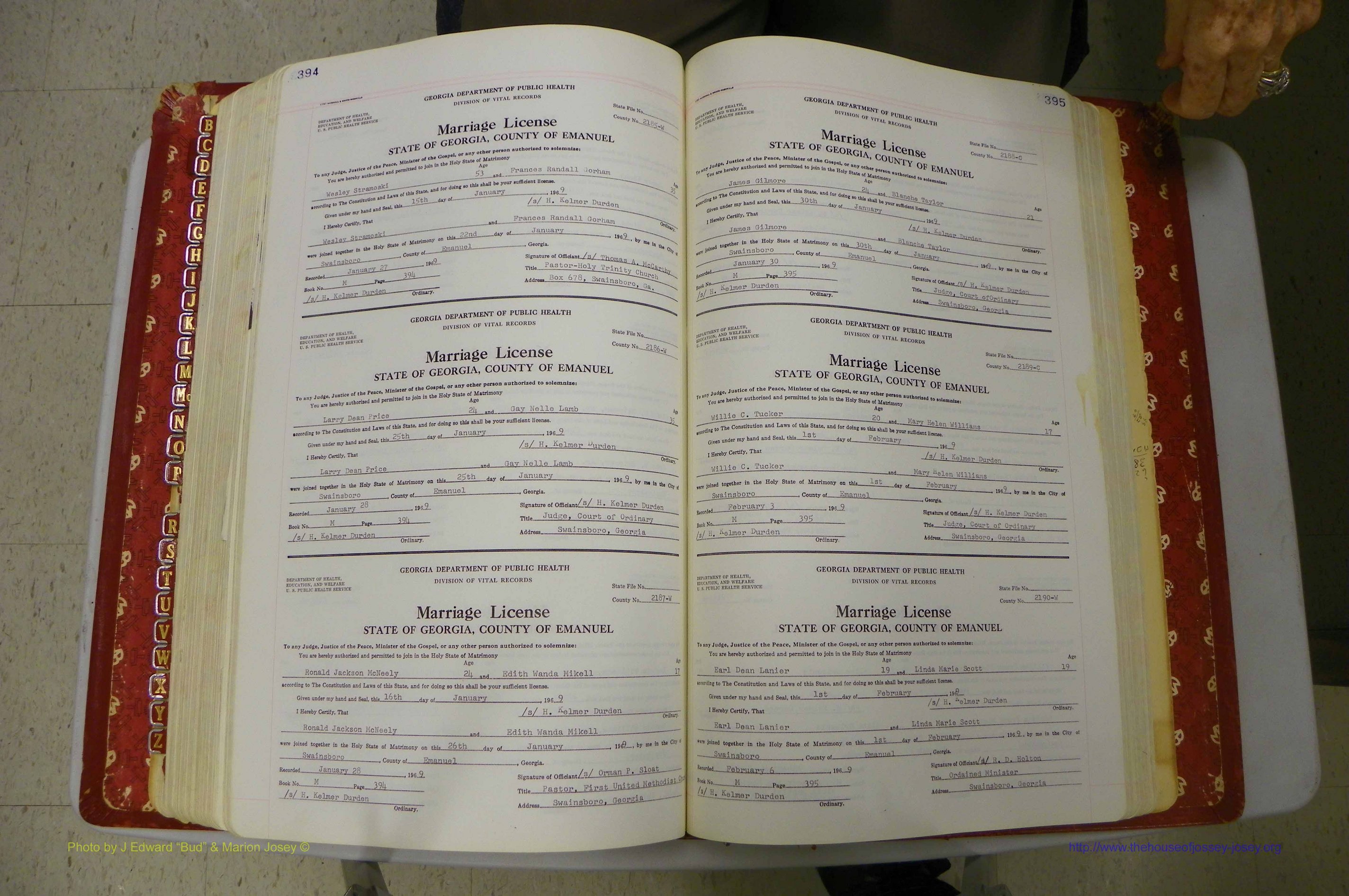 Emanuel Co, GA, Marriages Book M, 1962 - 1974, P 394-395.JPG