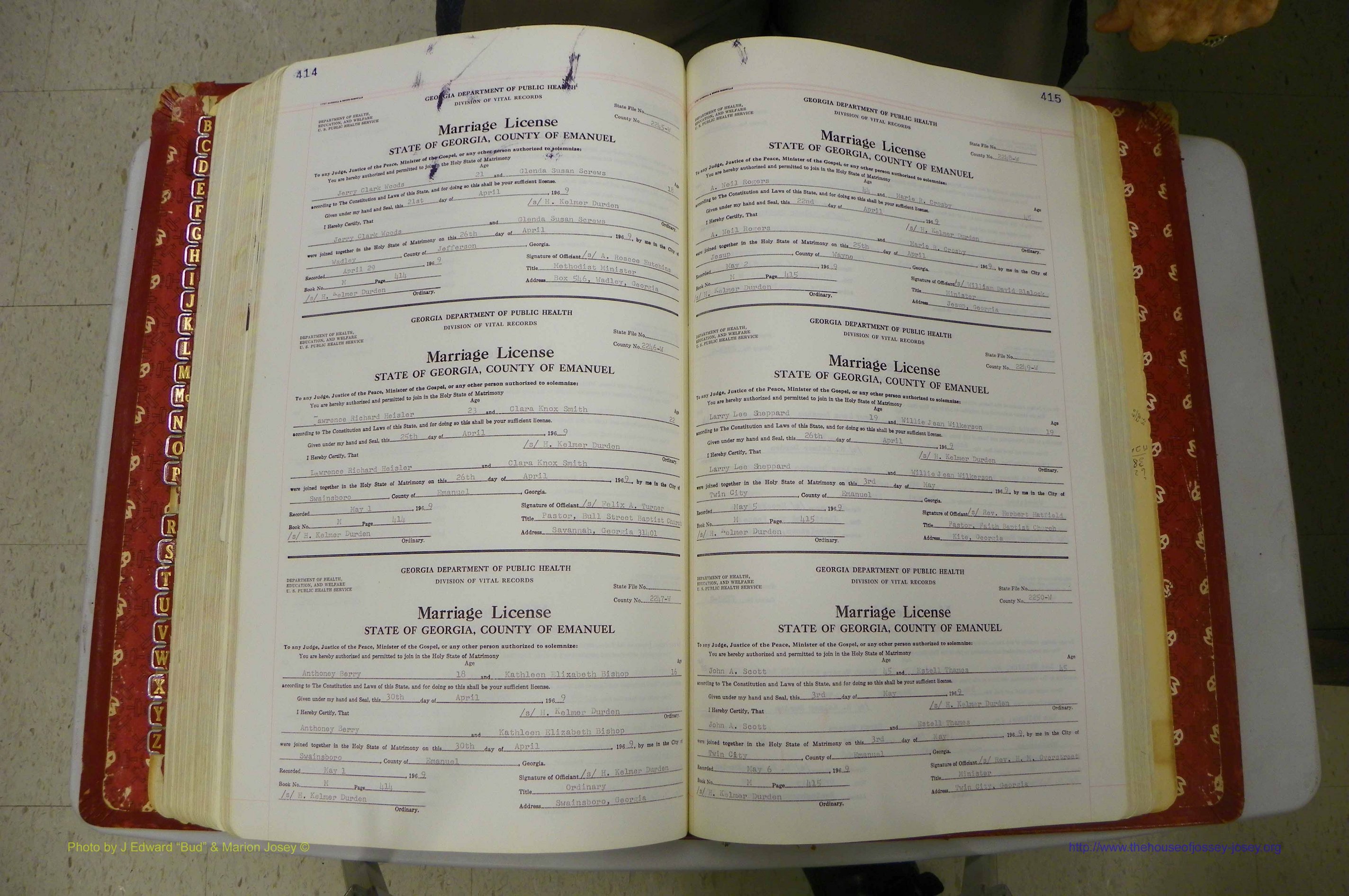 Emanuel Co, GA, Marriages Book M, 1962 - 1974, P 414-415.JPG