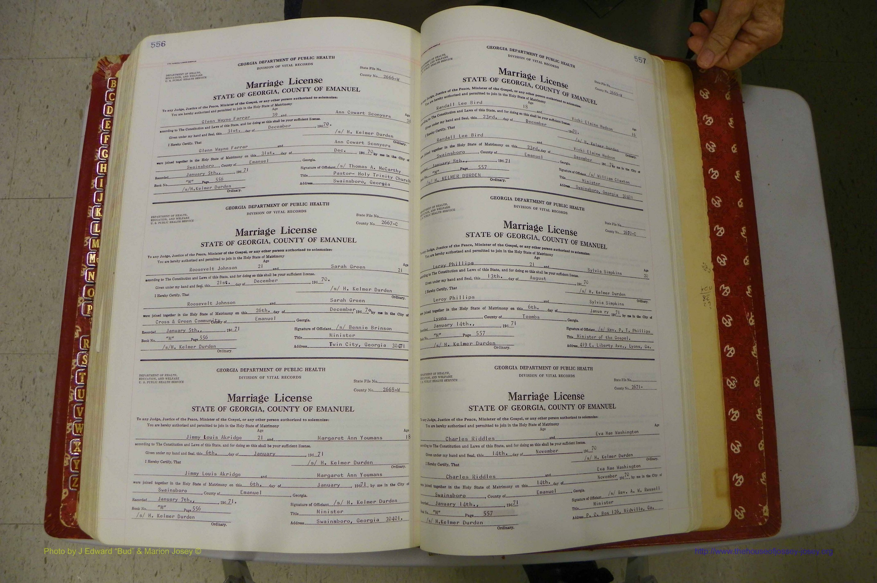 Emanuel Co, GA, Marriages Book M, 1962 - 1974, P 556-557.JPG