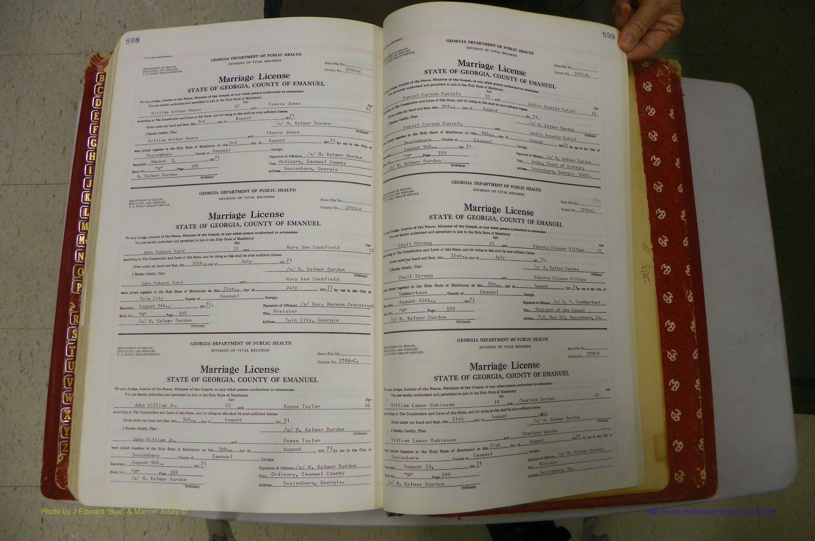 Emanuel Co, GA, Marriages Book M, 1962 - 1974, P 598-599.JPG