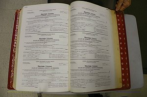 Emanuel Co, GA, Marriages Book M, 1962 - 1974, P 562-563.JPG