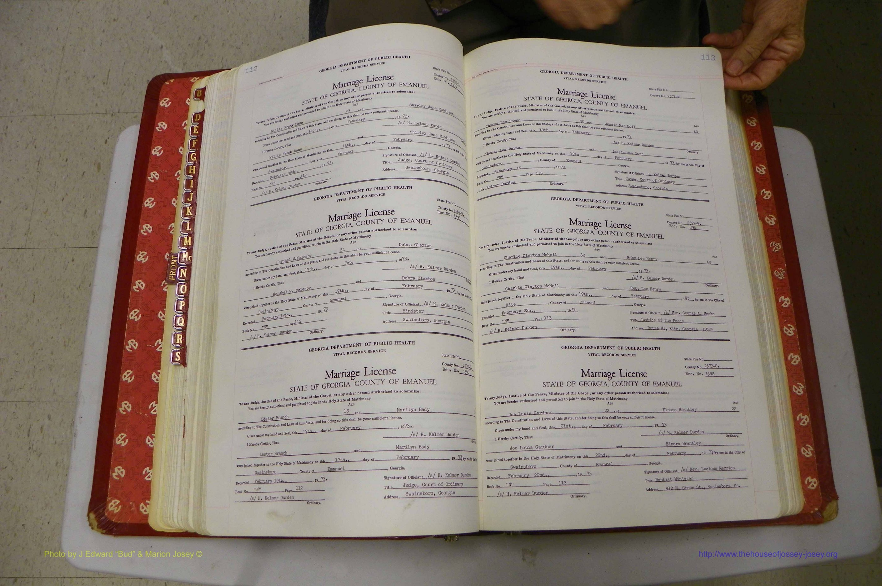 Emanuel Co, GA, Marriages Book N, 1971 - 1979, P 112-113.JPG