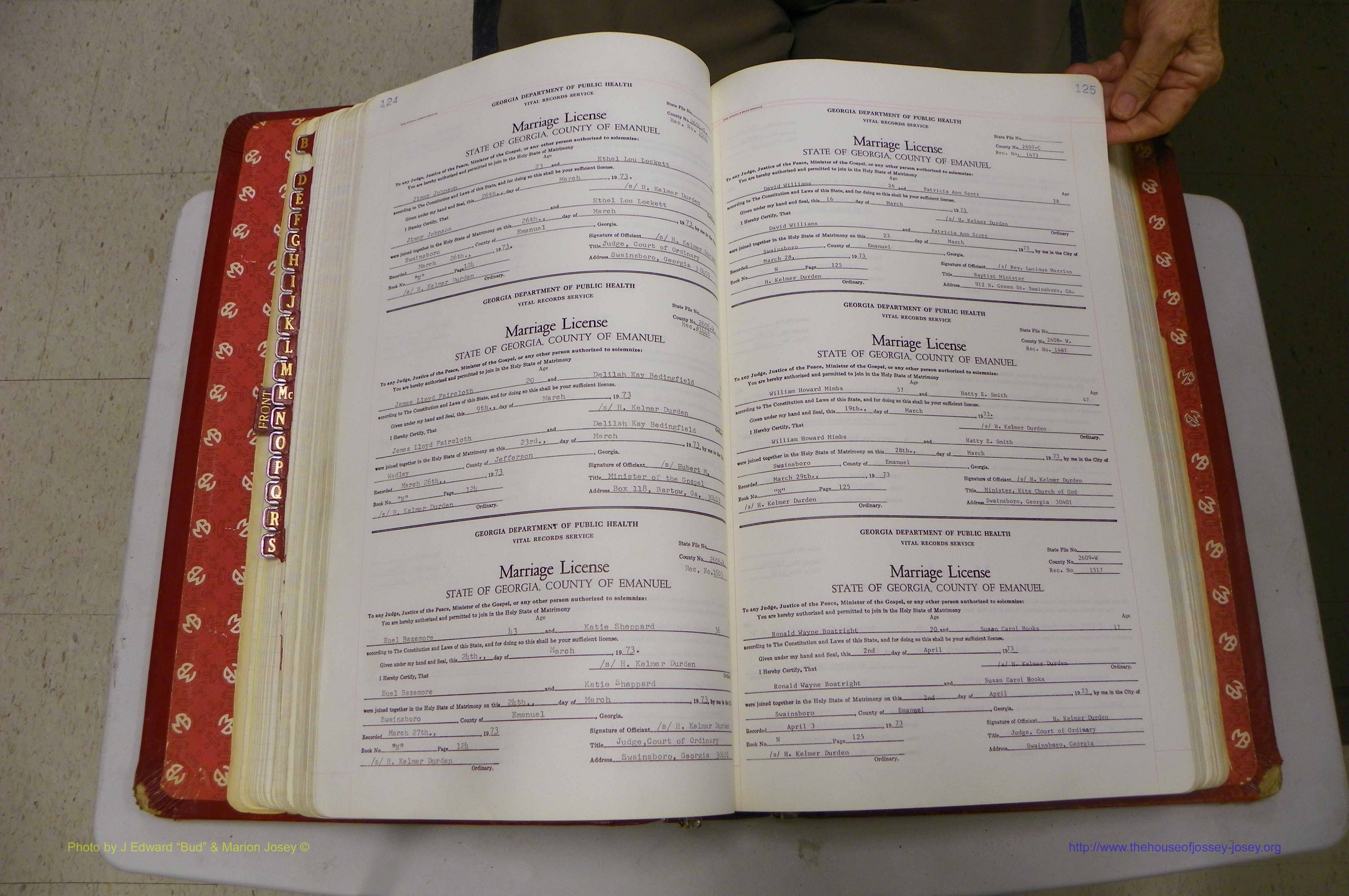 Emanuel Co, GA, Marriages Book N, 1971 - 1979, P 124-125.JPG