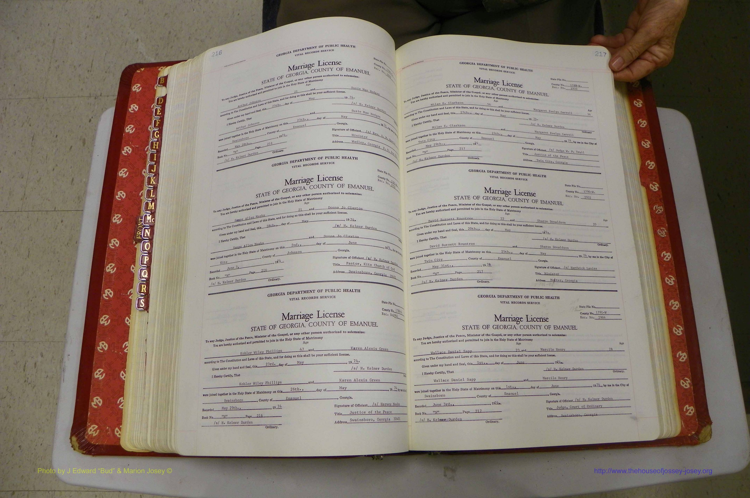 Emanuel Co, GA, Marriages Book N, 1971 - 1979, P 216-217.JPG