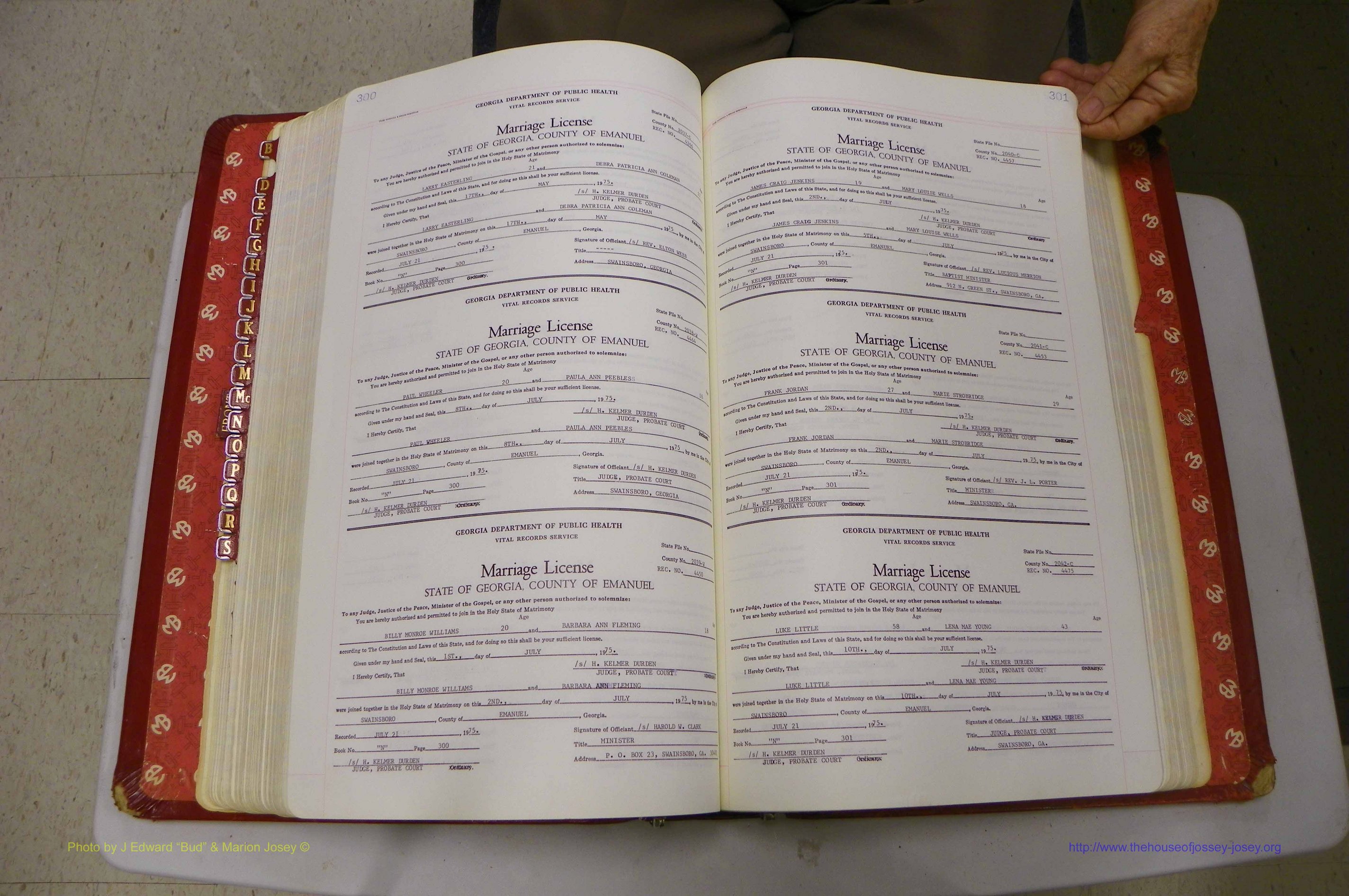 Emanuel Co, GA, Marriages Book N, 1971 - 1979, P 300-301.JPG
