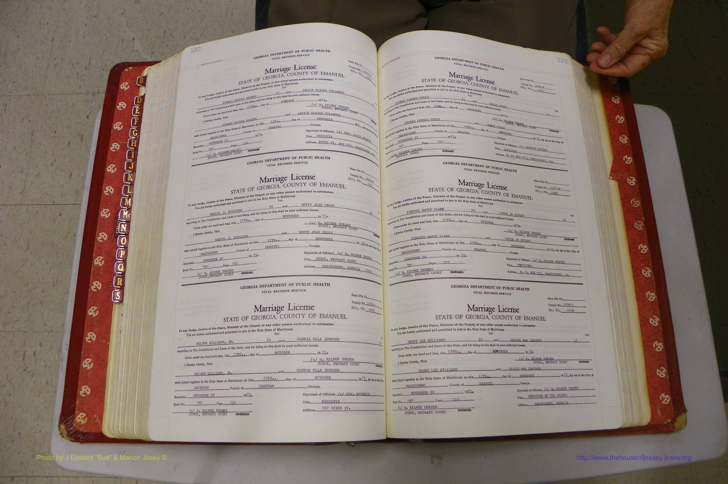 Emanuel Co, GA, Marriages Book N, 1971 - 1979, P 322-323.JPG