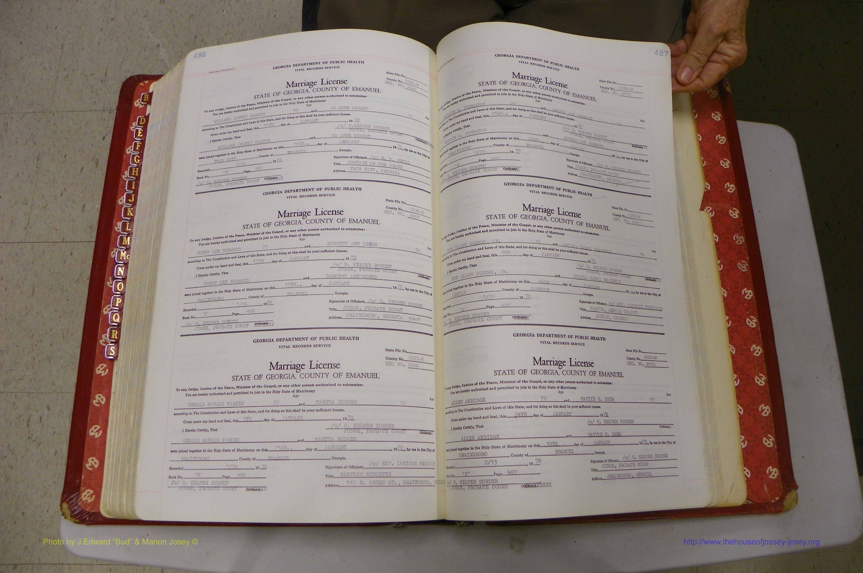 Emanuel Co, GA, Marriages Book N, 1971 - 1979, P 486-487.JPG