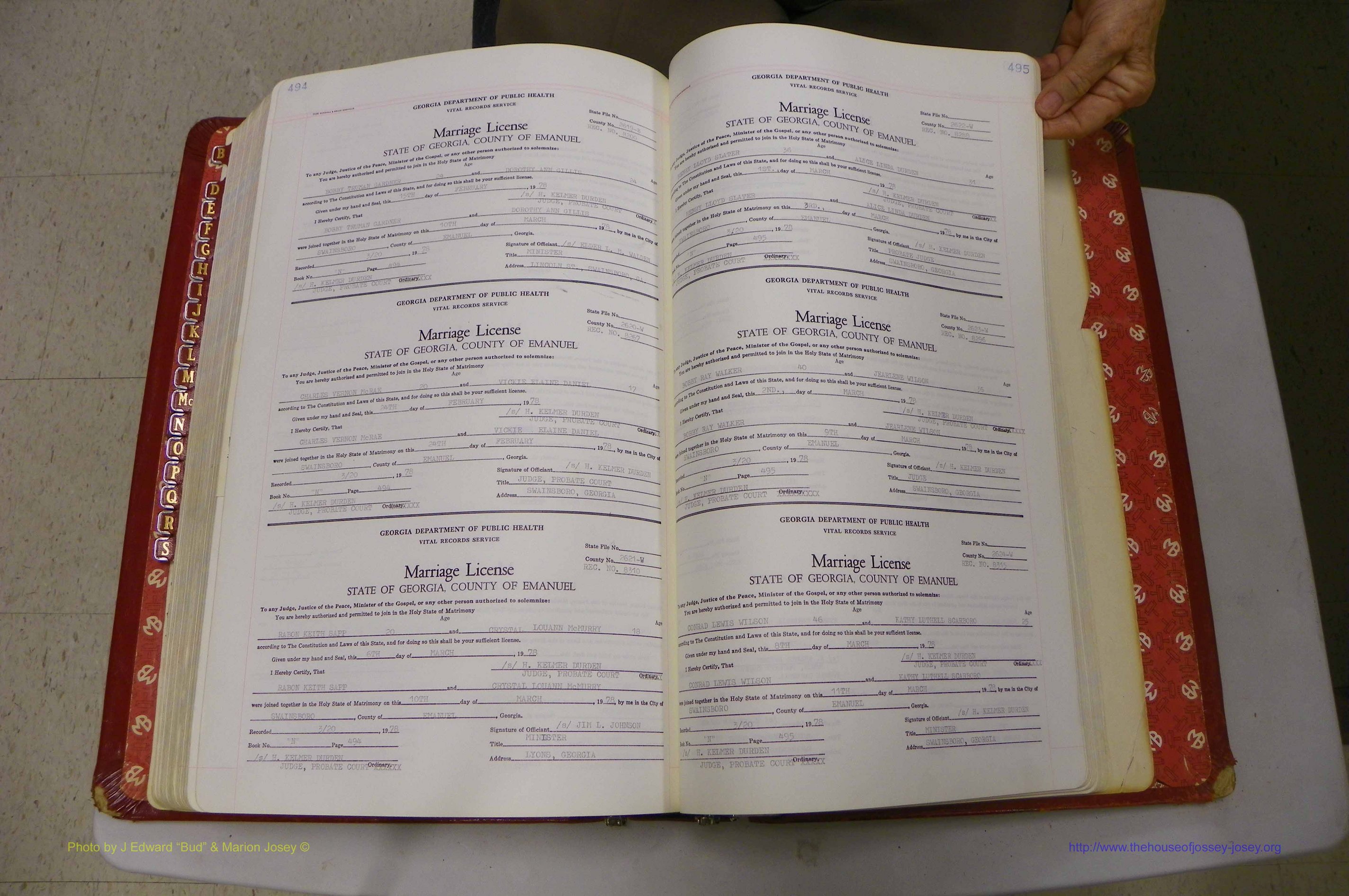 Emanuel Co, GA, Marriages Book N, 1971 - 1979, P 494-495.JPG