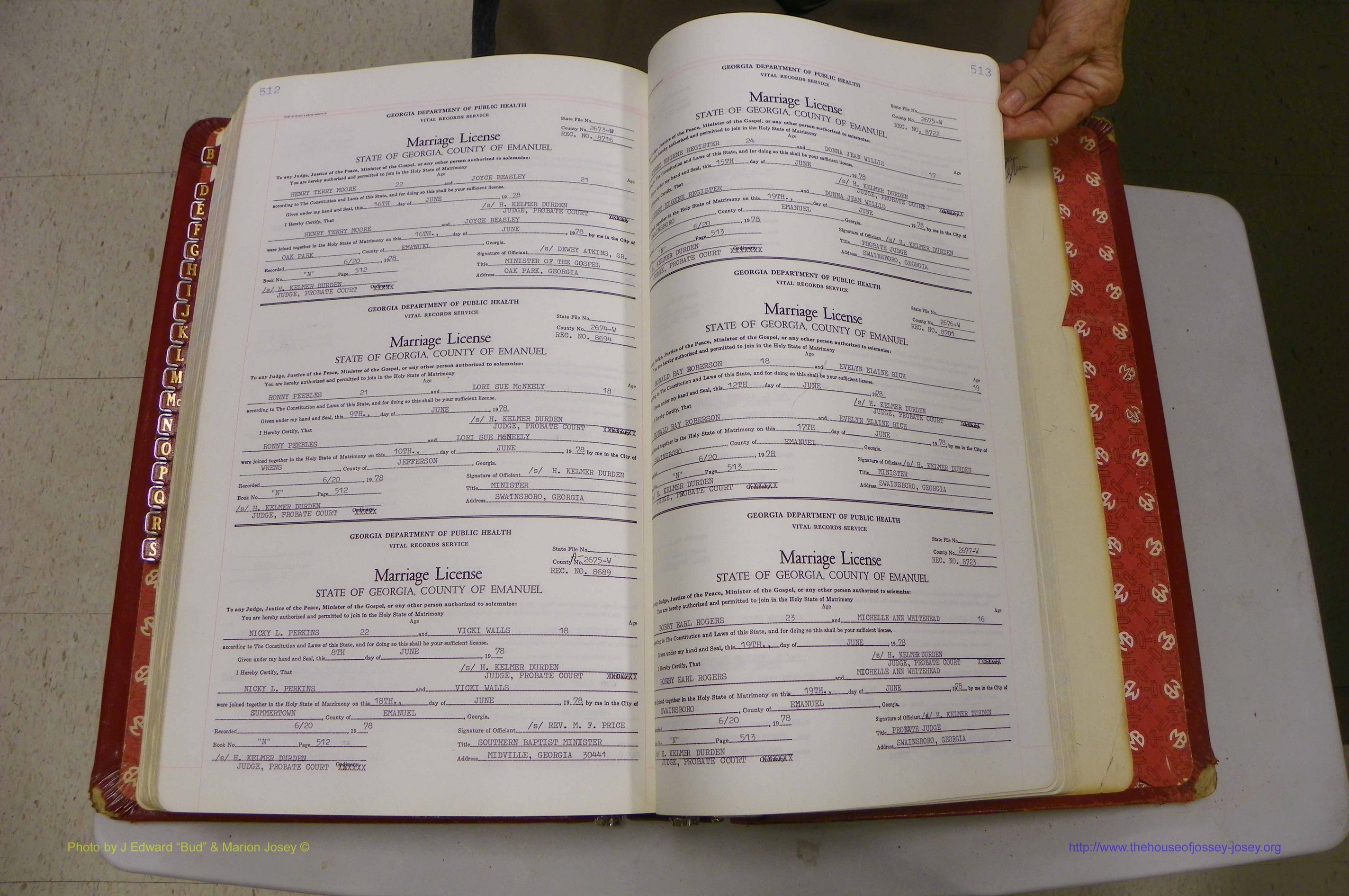 Emanuel Co, GA, Marriages Book N, 1971 - 1979, P 512-513.JPG