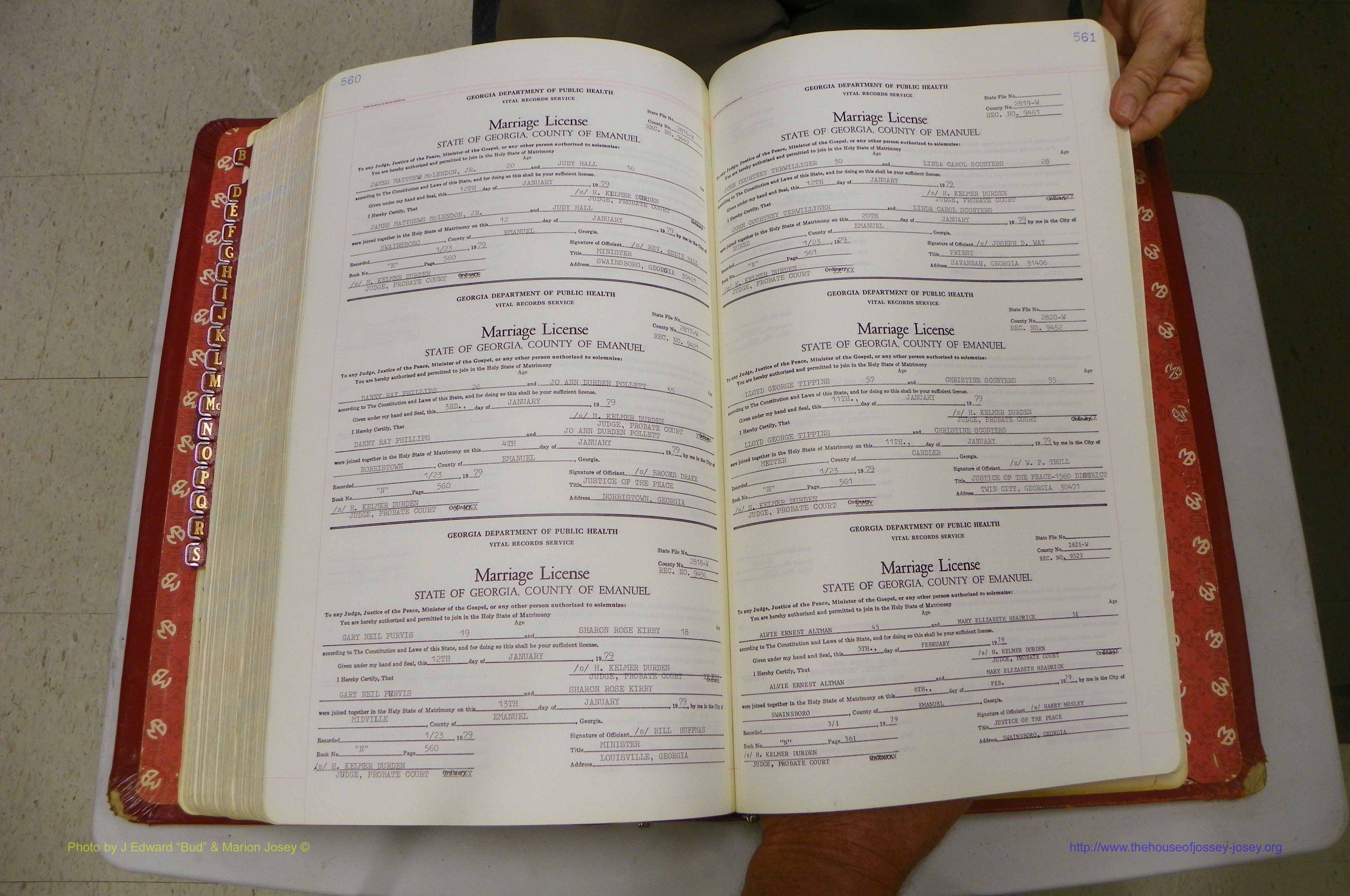 Emanuel Co, GA, Marriages Book N, 1971 - 1979, P 560-561.JPG