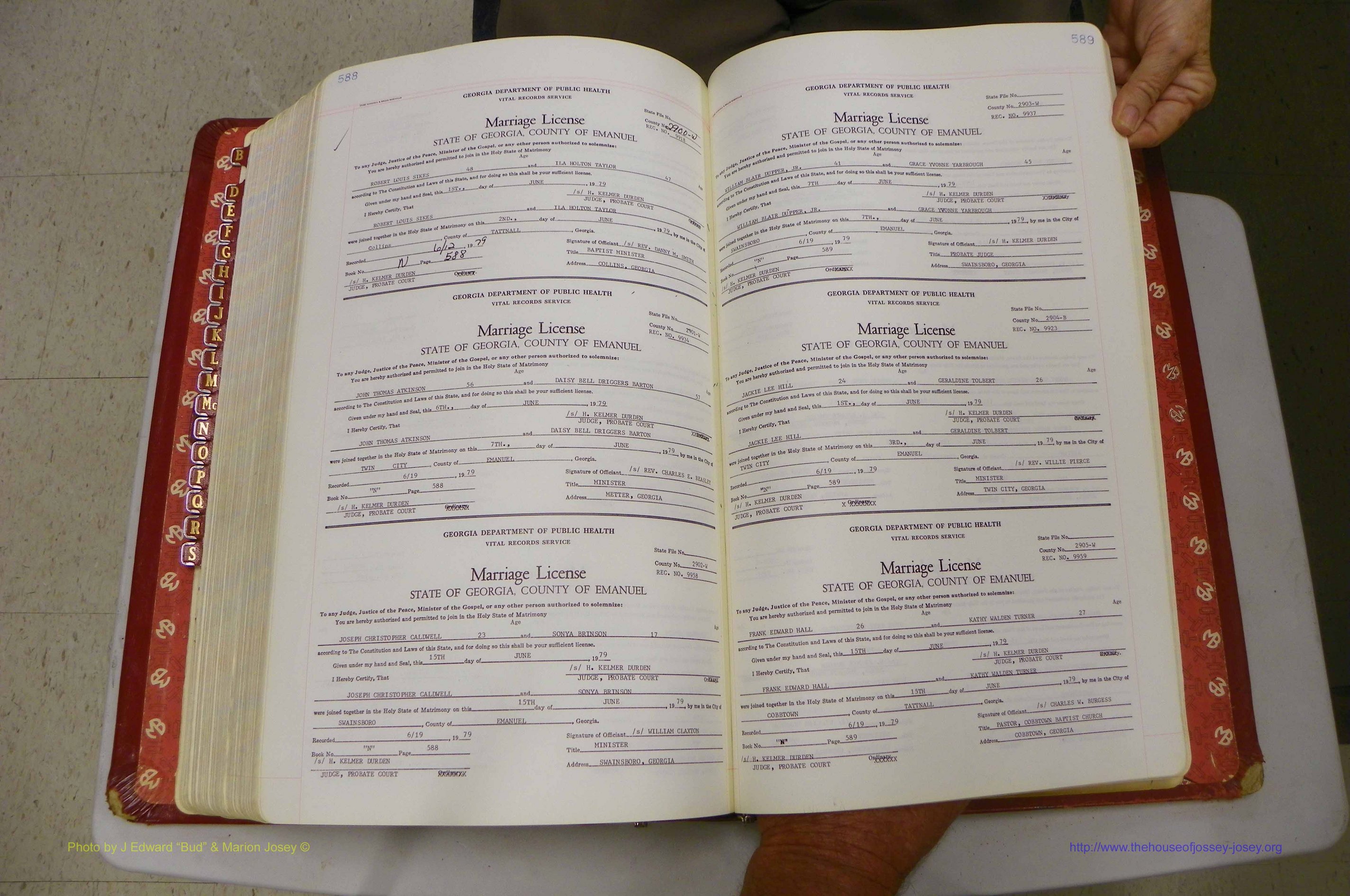 Emanuel Co, GA, Marriages Book N, 1971 - 1979, P 588-589.JPG
