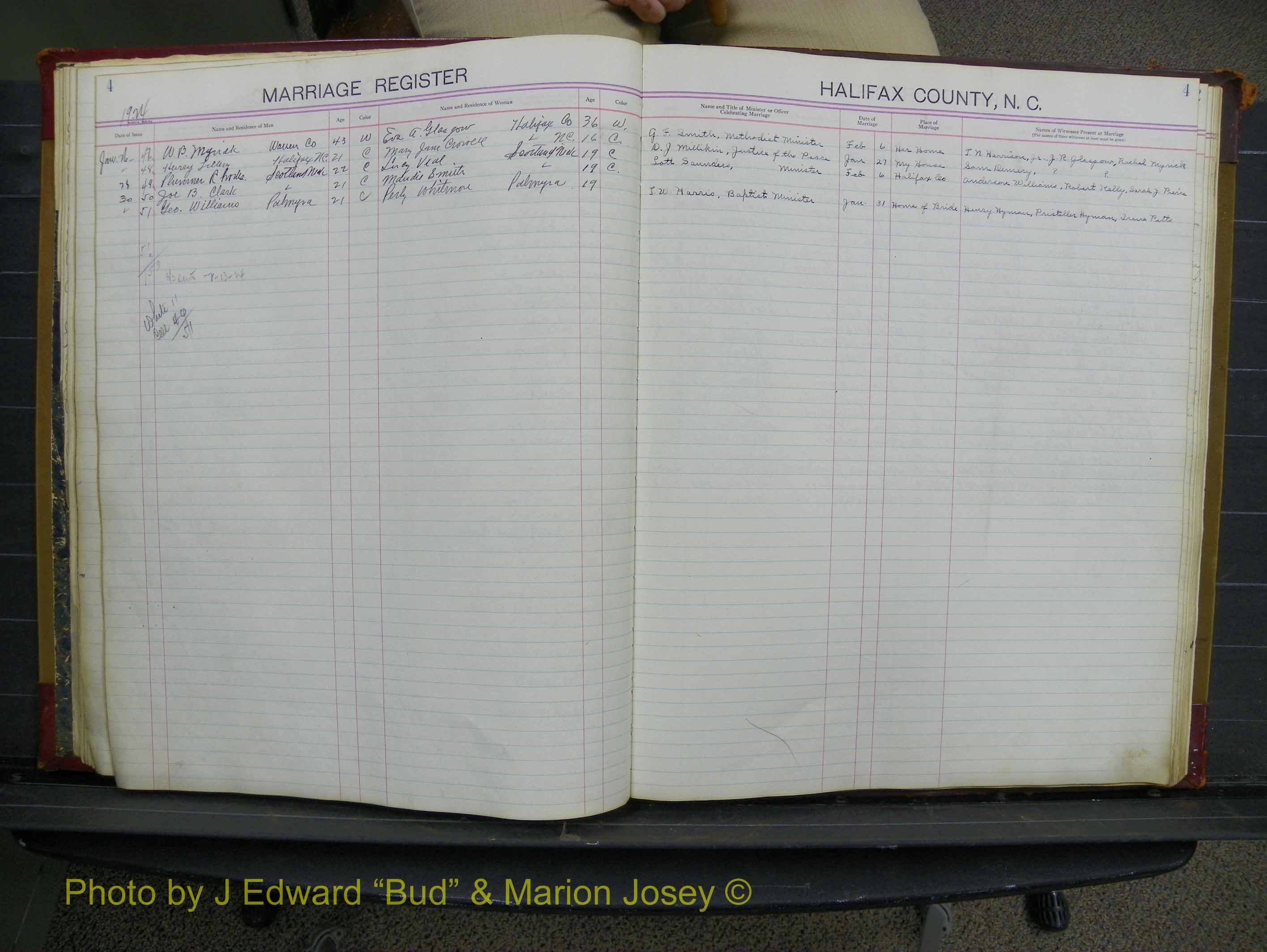 Halifax Marriage Book 10, 1923-1931 P 004.JPG