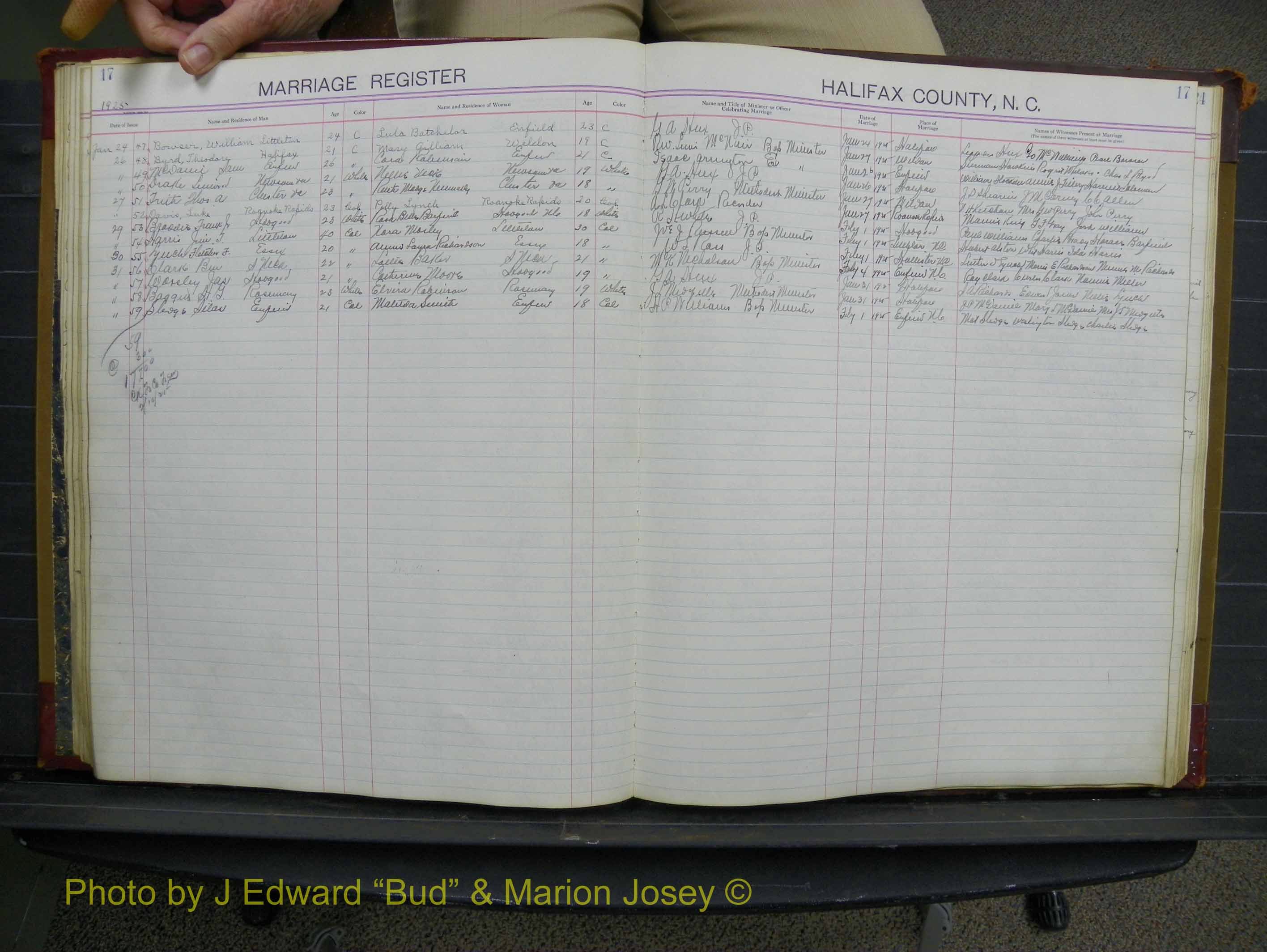 Halifax Marriage Book 10, 1923-1931 P 017.JPG