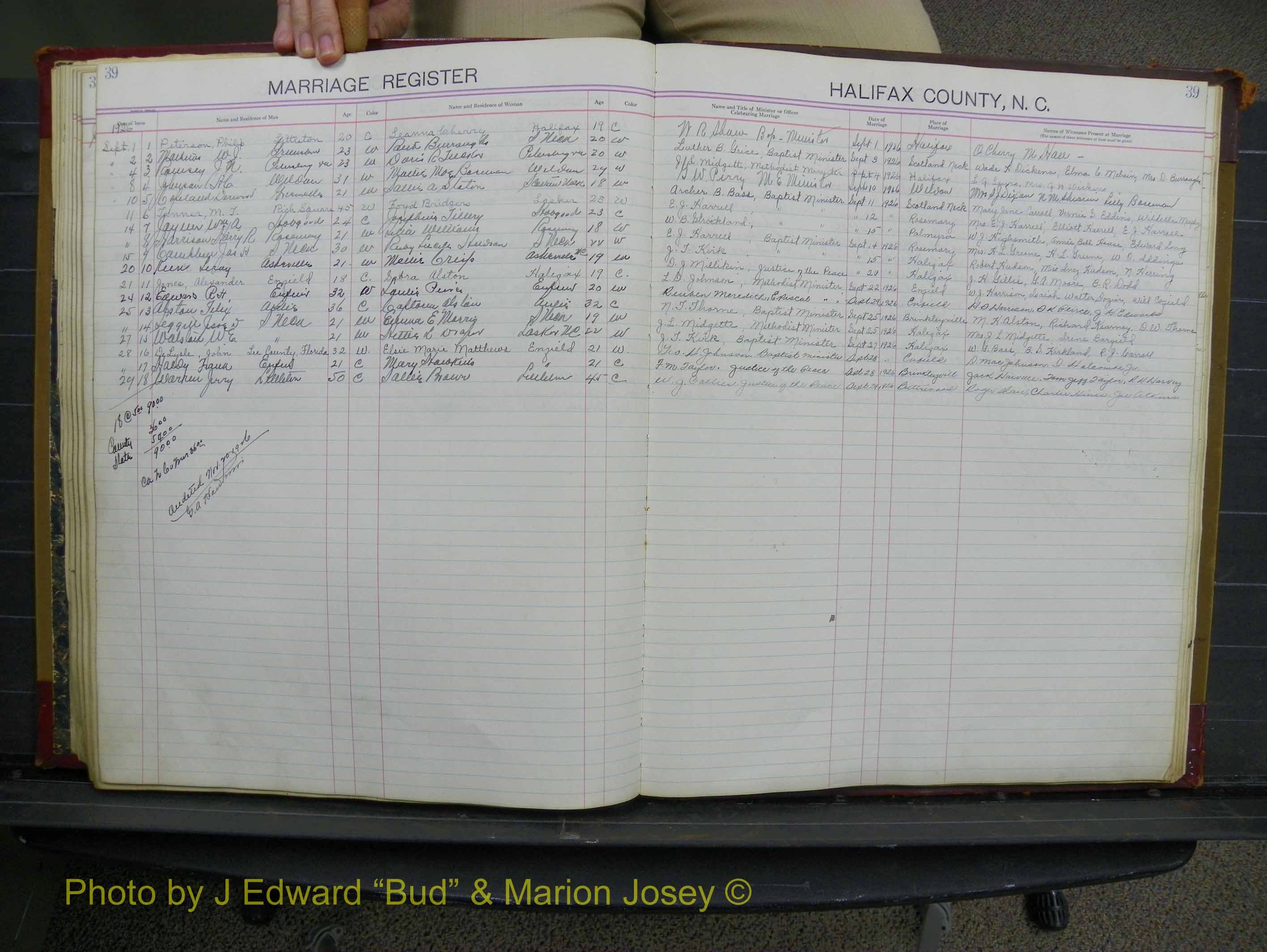 Halifax Marriage Book 10, 1923-1931 P 039.JPG