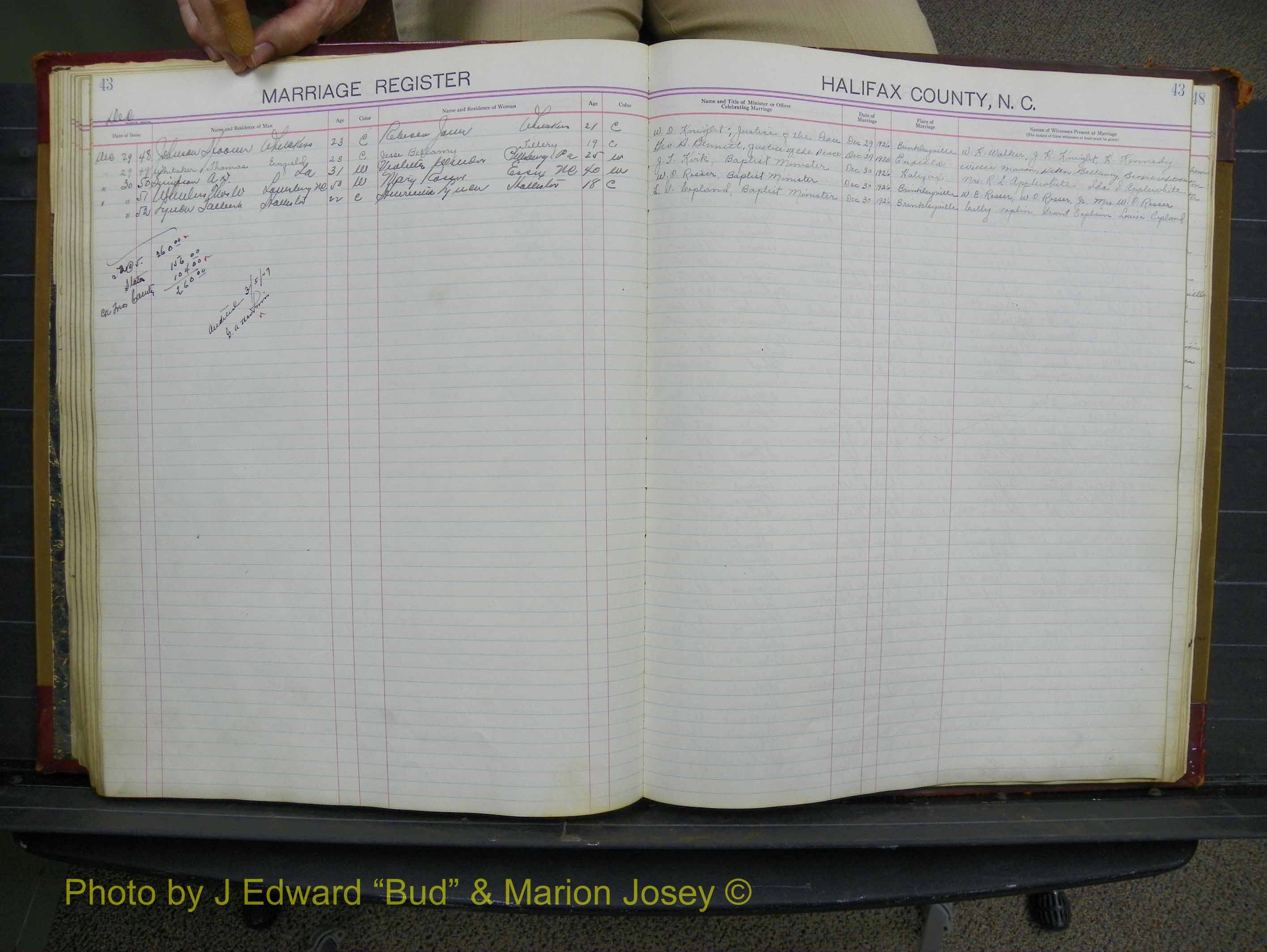 Halifax Marriage Book 10, 1923-1931 P 043.JPG
