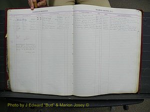 Halifax Marriage Book 11, 1931-1938 P 008.JPG