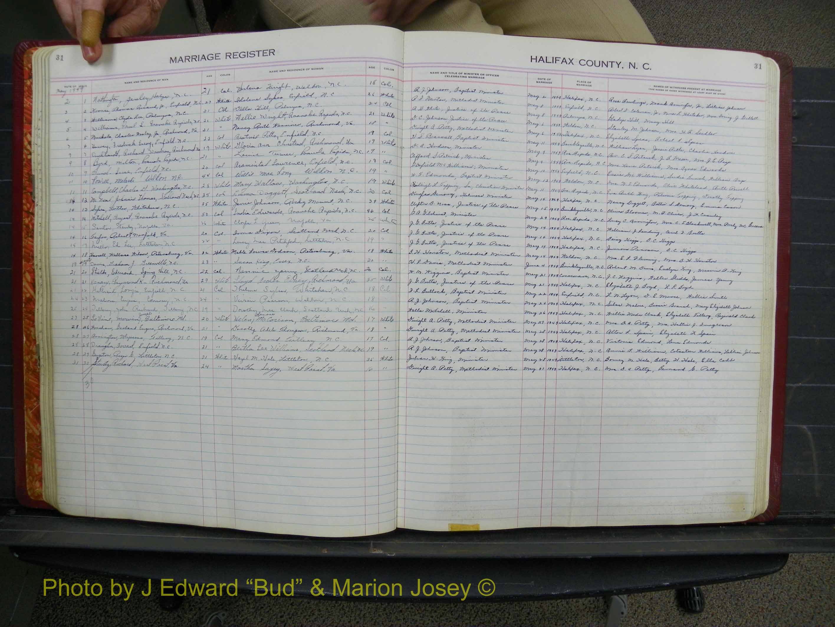 Halifax Marriage Book 12, 1939-1946 P 031.JPG