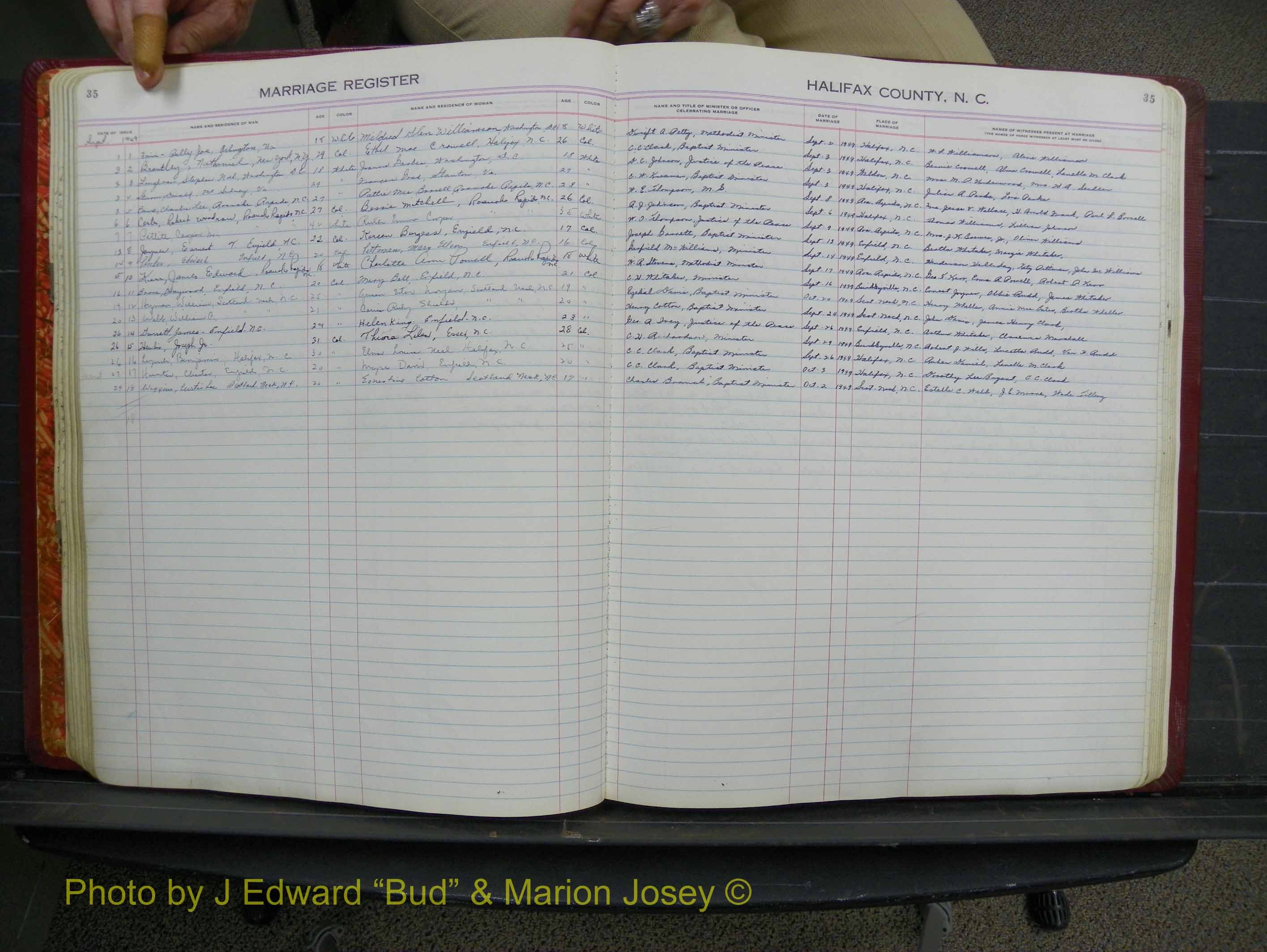 Halifax Marriage Book 12, 1939-1946 P 035.JPG