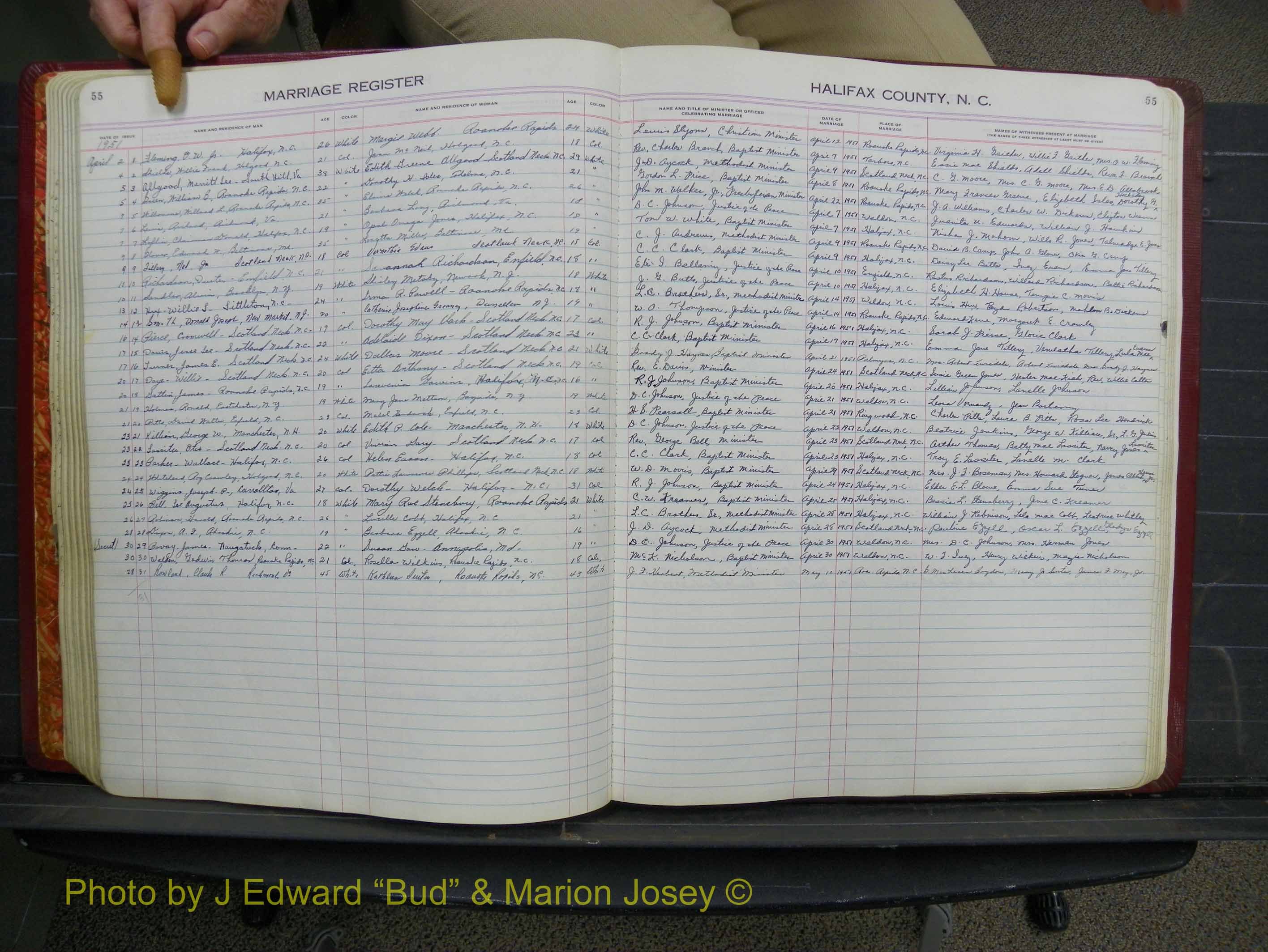 Halifax Marriage Book 12, 1939-1946 P 055.JPG