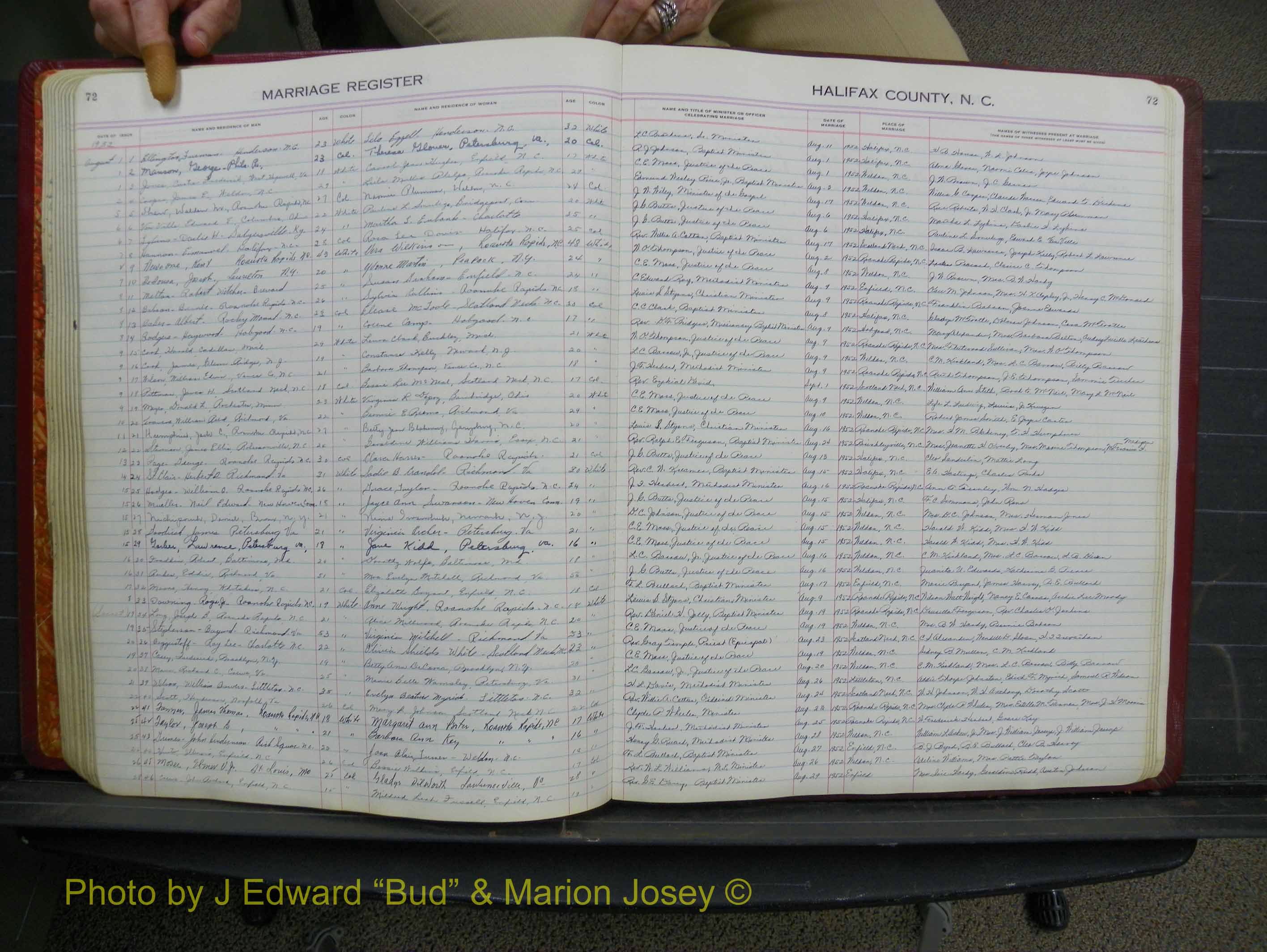 Halifax Marriage Book 12, 1939-1946 P 072.JPG
