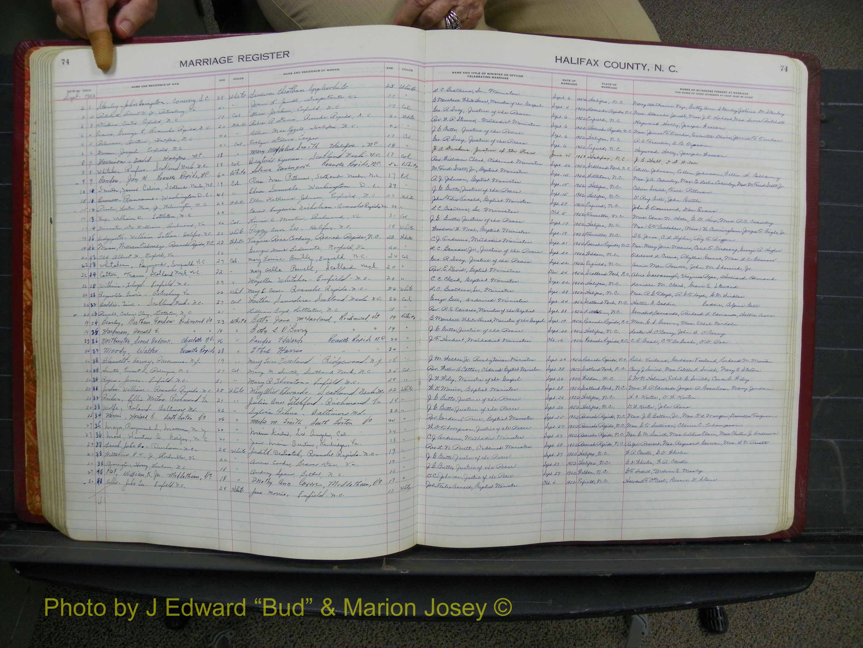Halifax Marriage Book 12, 1939-1946 P 074.JPG