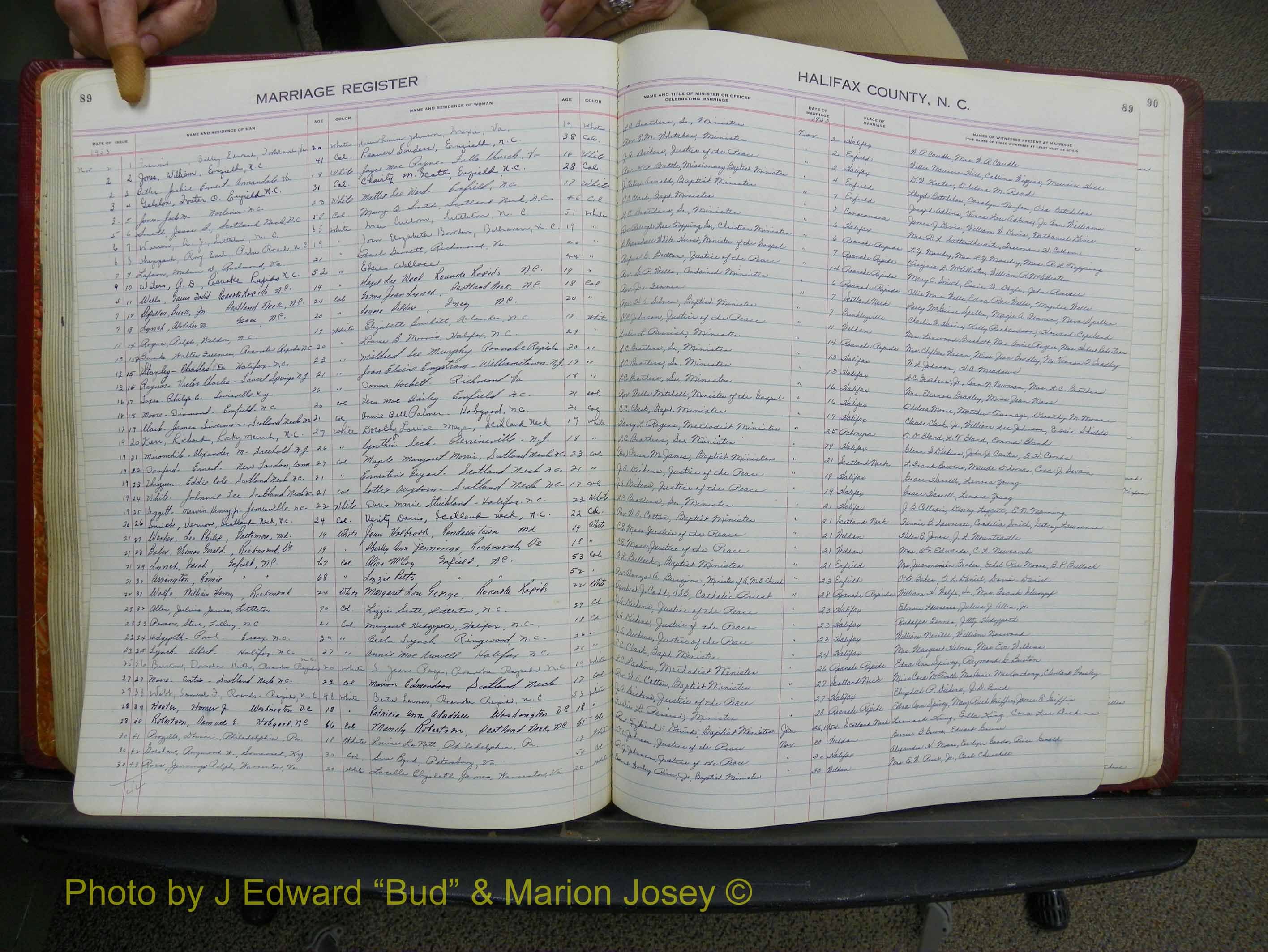 Halifax Marriage Book 12, 1939-1946 P 089.JPG