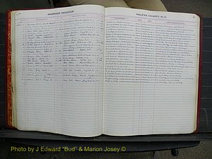 Halifax Marriage Book 12, 1939-1946 P 017.JPG