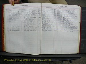 Halifax Marriage Book 12, 1939-1946 P 020.JPG