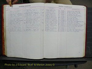 Halifax Marriage Book 12, 1939-1946 P 034.JPG