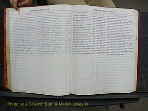 Halifax Marriage Book 12, 1939-1946 P 037.JPG