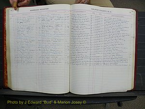 Halifax Marriage Book 12, 1939-1946 P 039.JPG