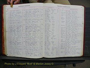 Halifax Marriage Book 12, 1939-1946 P 046.JPG