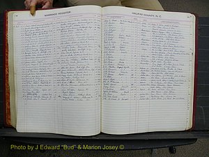 Halifax Marriage Book 12, 1939-1946 P 048.JPG