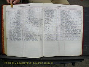 Halifax Marriage Book 12, 1939-1946 P 055.JPG
