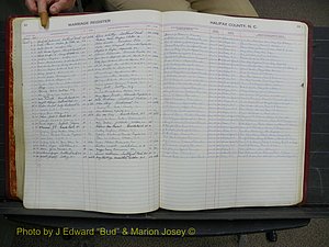 Halifax Marriage Book 12, 1939-1946 P 057.JPG