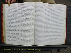 Halifax Marriage Book 12, 1939-1946 P 059.JPG