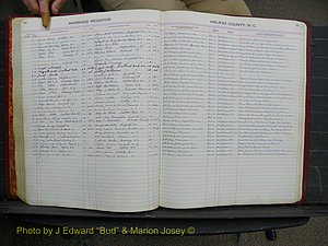 Halifax Marriage Book 12, 1939-1946 P 066.JPG