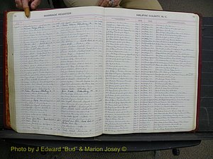 Halifax Marriage Book 12, 1939-1946 P 072.JPG
