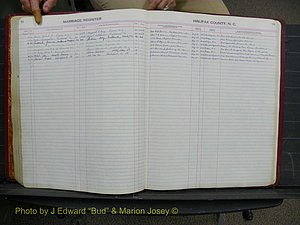 Halifax Marriage Book 12, 1939-1946 P 073.JPG