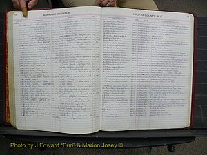 Halifax Marriage Book 12, 1939-1946 P 074.JPG