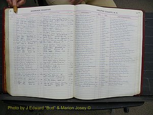 Halifax Marriage Book 12, 1939-1946 P 088.JPG