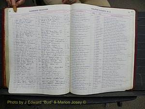 Halifax Marriage Book 12, 1939-1946 P 089.JPG